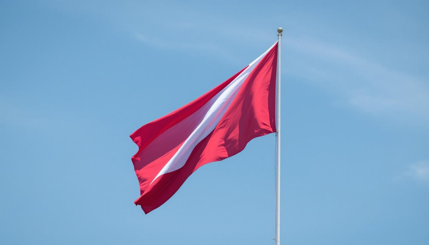 Comment choisir le bon drapeau polonais pour votre événement ?